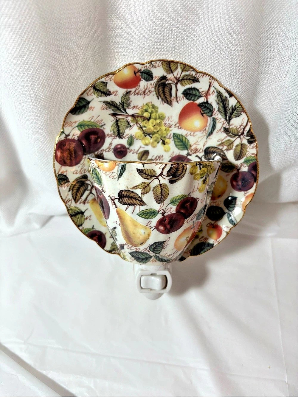 Formalities Vintage Fruit Floral night light